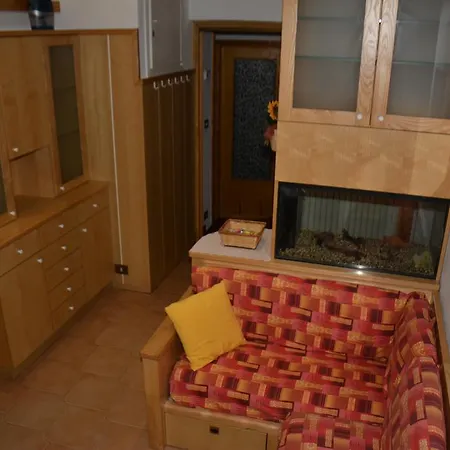 Casa Gibiseo Apartment *