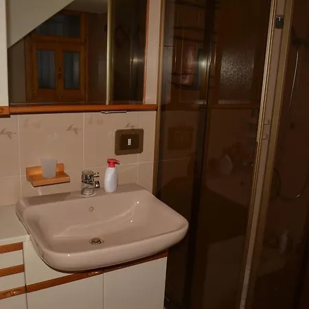 Casa Gibiseo Apartment